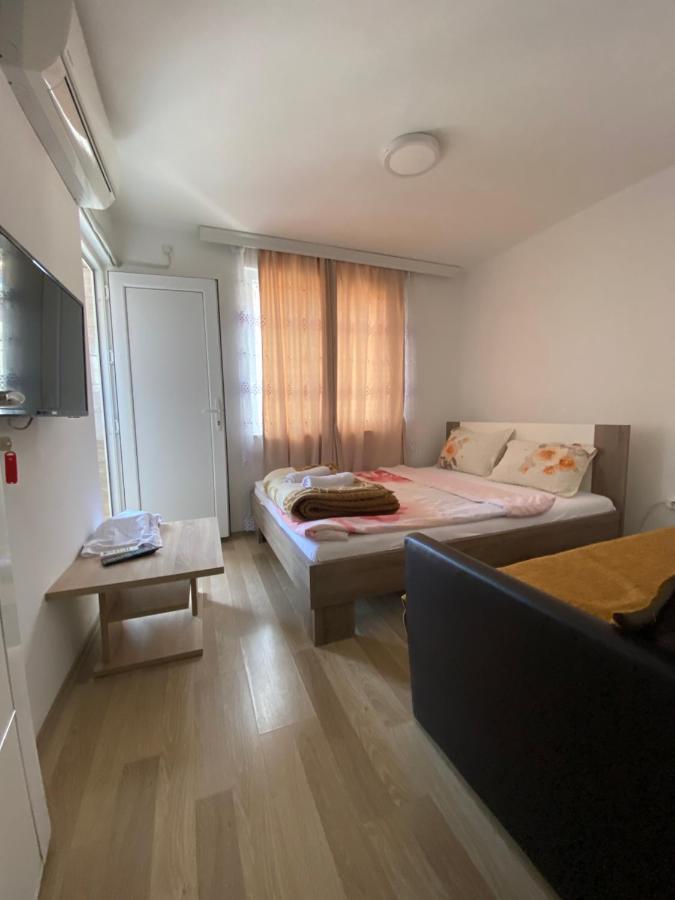 Hotel Venecia Plaza Struga Esterno foto