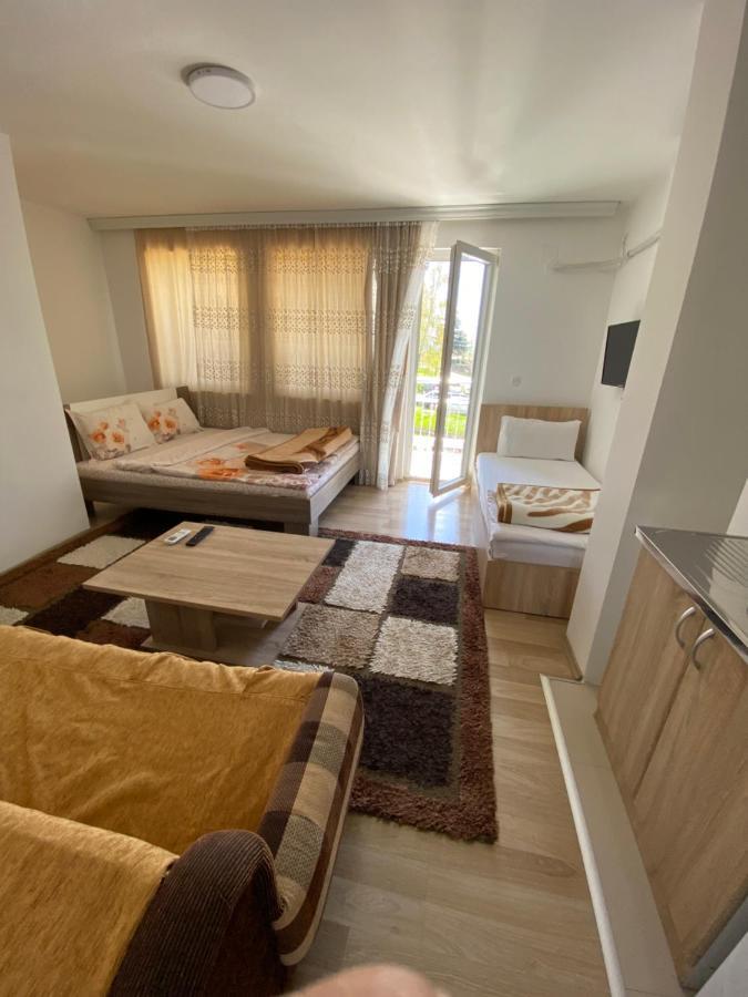 Hotel Venecia Plaza Struga Esterno foto