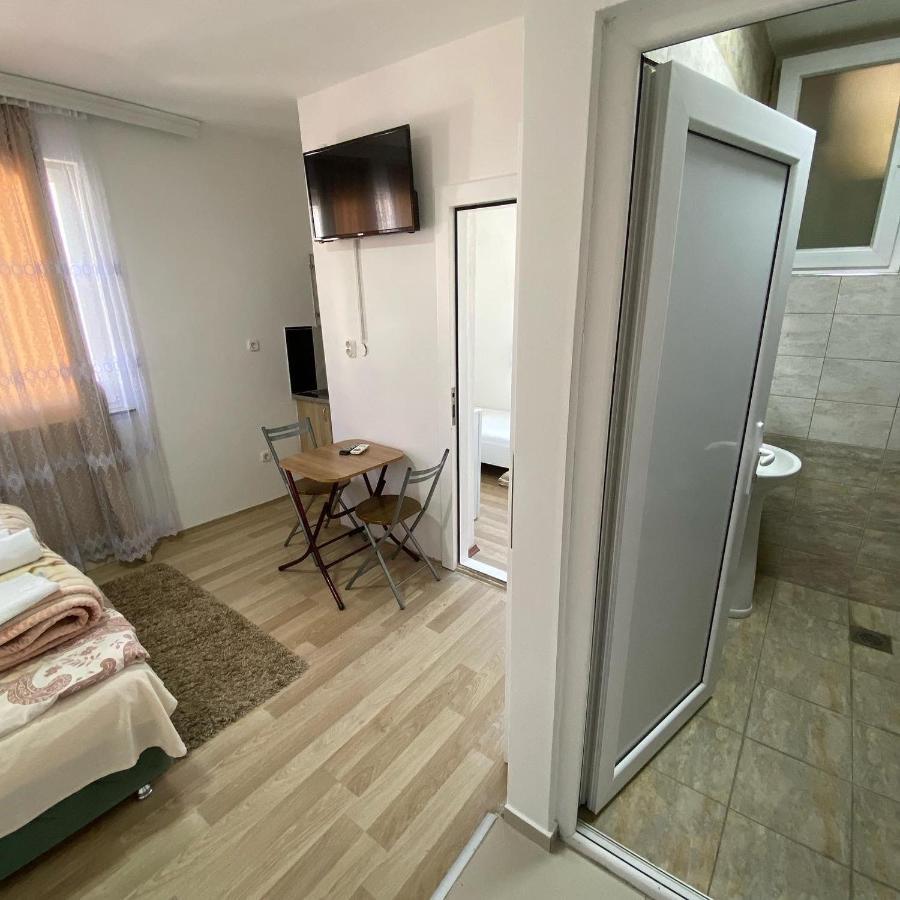 Hotel Venecia Plaza Struga Esterno foto