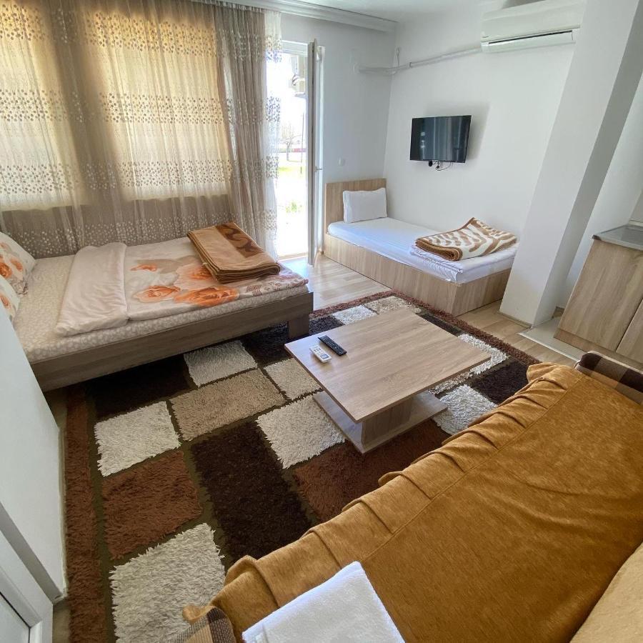 Hotel Venecia Plaza Struga Esterno foto