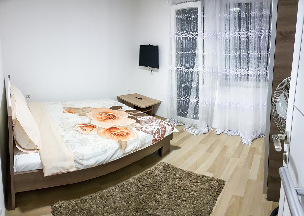 Hotel Venecia Plaza Struga Esterno foto