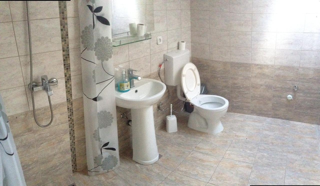Hotel Venecia Plaza Struga Esterno foto