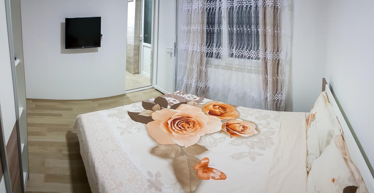 Hotel Venecia Plaza Struga Esterno foto